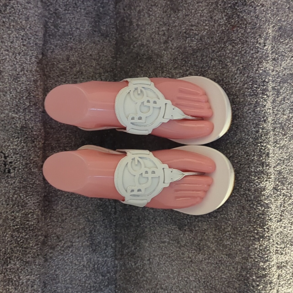 BCBG girls sandals - Picture 2 of 9